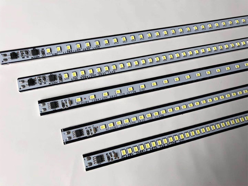 Đèn LED thanh 220v 60cm 8w chiếu hắt tủ kệ trang trí cao cấp TL-AC01