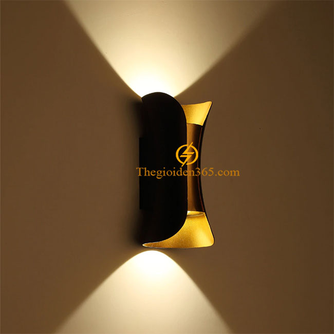 Đèn Led hắt tường hiện đại vát cạnh hai đầu vỏ đen thân vàng 2x5w TL-DHT10W-TR01