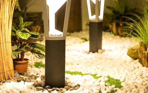 Lựa chọn đèn nấm sân vườn phù hợp nhất cho biệt thự sân vườn